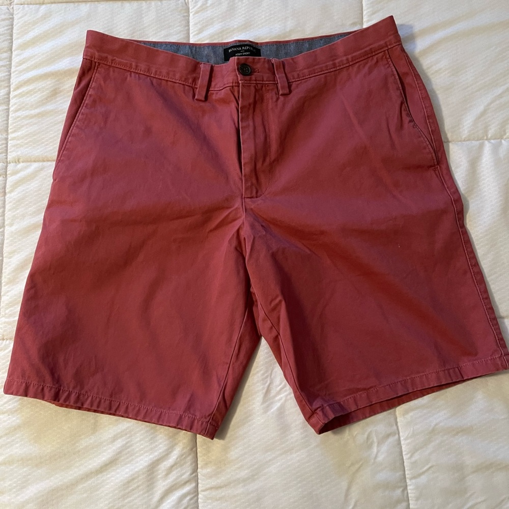 SOLD!!! Banana Republic